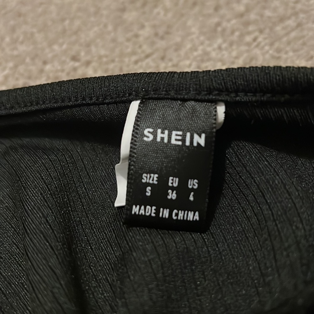 Shein Halter Top - Picture 3 of 3